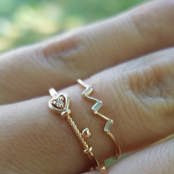 Rose Gold Delicate Stackable Triple Baguette Ring - Picture 5 of 5